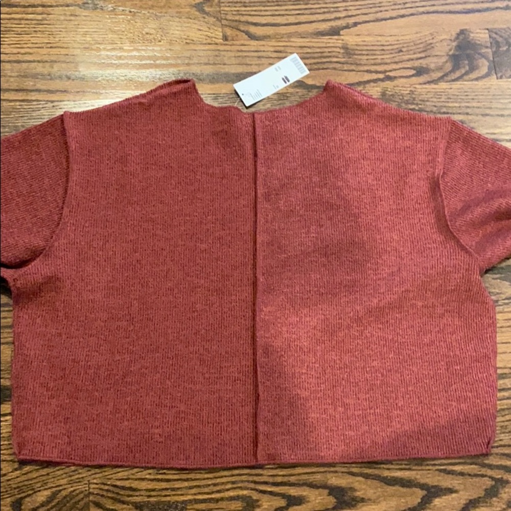 Cropped long sleeve oversized sweater! - Picture 2 of 3